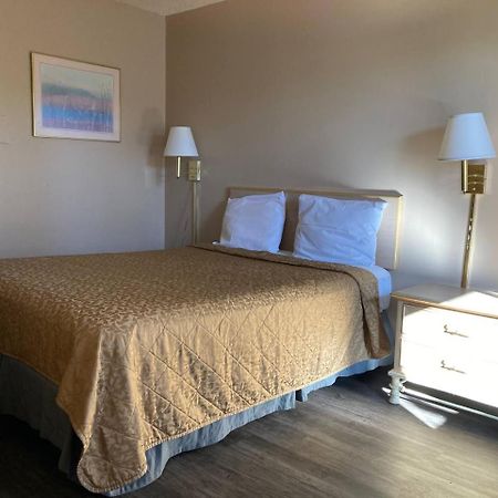 Tree Inn & Suites Albuquerque Extérieur photo